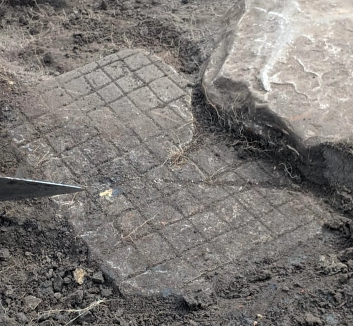 Římská herní deska z Vindolandy, podle které vznikla 3D tištěná replika